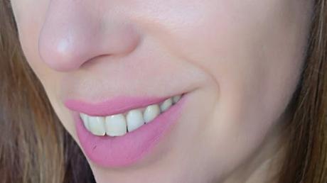 Labiales 24Ore Velvet Mat de Deborah: prácticos y bonitos (Swatches en labios). Labiales 24Ore Velvet Mat de Deborah: prácticos y bonitos (Swatches en labios).
