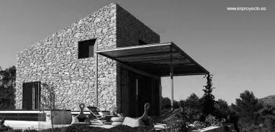 Cabaña de piedra estilo Contemporáneo