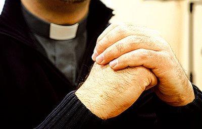 Le robaron al sacerdote otra vez!