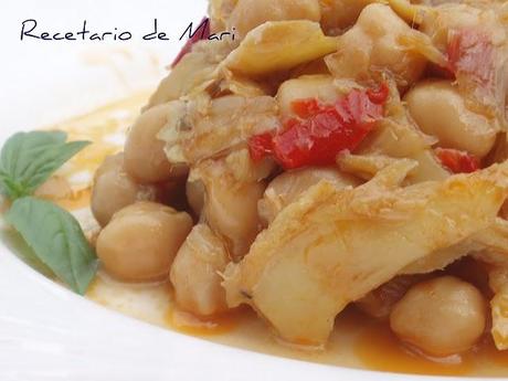 GARBANZOS CON BACALAO