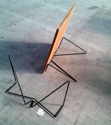 Tick: patas de acero universales