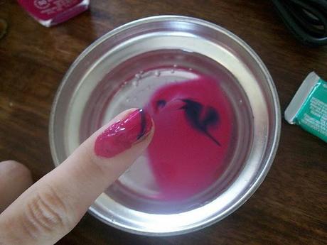 Uñas marbles... o manicuría para quienes tienen mucho tiempo libre.