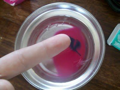 Uñas marbles... o manicuría para quienes tienen mucho tiempo libre.