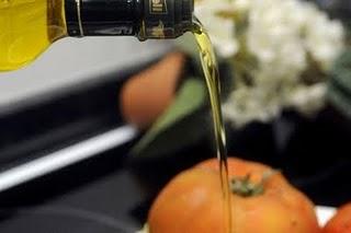 El consumo regular de aceite de oliva reduce en un 41% el riesgo de accidente cerebrovascular