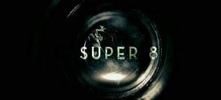 SUPER 8 (2011)