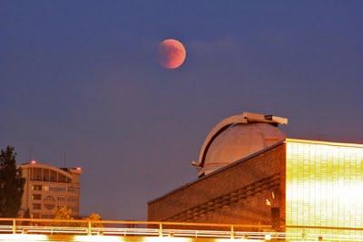 Imágenes del eclipse de Luna: 15 de junio de 2011
