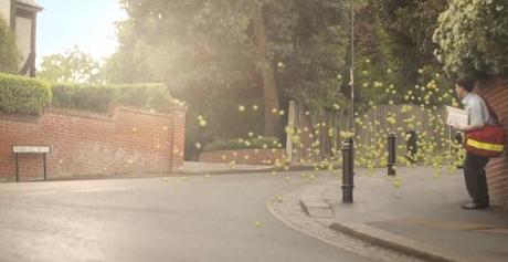 El famoso spot de Sony, ahora con pelotas de tenis