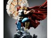 Espectacular figura Thor para coleccionistas