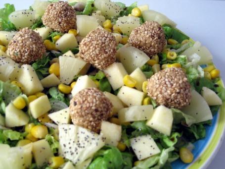 Dulce ensalada con bolitas de Garbanzos