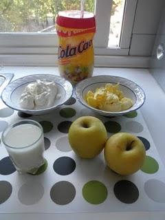 Tarta de Cola Cao con pétalos de chocolate Valor