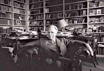 ADOLFO BIOY CASARES Y AULO GELIO: BORRAR EL TIEMPO