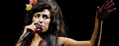 Amy Winehouse cancela su gira europea