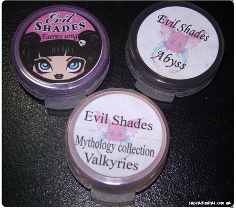 Reseña: Sombras de Evil Shades