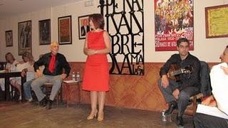 Poesía y Flamenco. Éxito en Málaga.