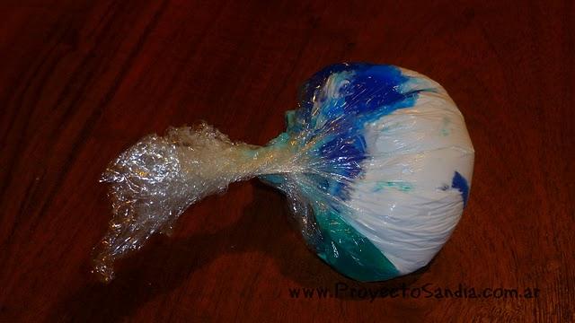 ¿Cómo son los dentífricos multicolores por dentro?