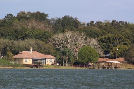 Casas a orillas del Starke Lake Casas a orillas del Starke Lake