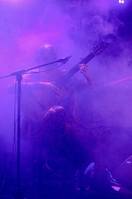 El califato ¾ revoluciona la Sala Malandar