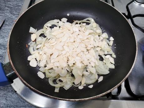 Merluza en salsa de almendras Merluza en salsa de almendras