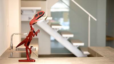 Funcus Raptor Lamp