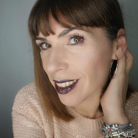 Trucos para lucir labiales oscuros...con buena cara (Tips + look)