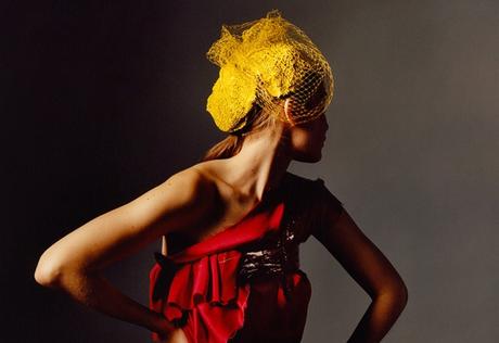 Screenshot_148-1 Gigi Hadid - POSA EN MODA VANGUARDISTA PARA ID NEWS - LO MAS NUEVO PARA RELAJARSE 