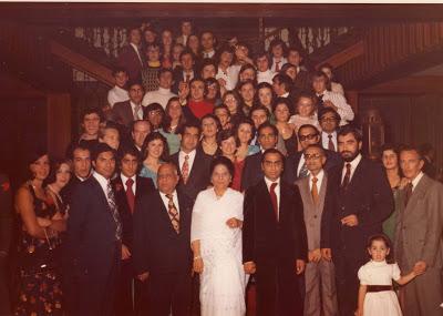 ONION BHAJI (BHAJI DE CEBOLLA) ONION BHAJI (BHAJI DE CEBOLLA)