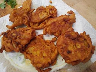 ONION BHAJI (BHAJI DE CEBOLLA)