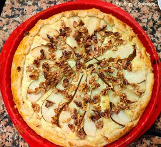 GALETTE DE PERAS Y QUESO GONGORZOLA CON NUECES