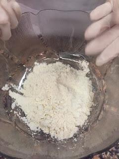 GALETTE DE PERAS Y QUESO GONGORZOLA CON NUECES