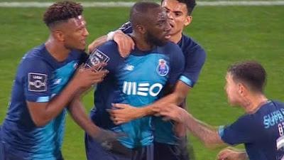 Un futbolista, víctima del racismo, síntoma de todo lo que queda por hacer.