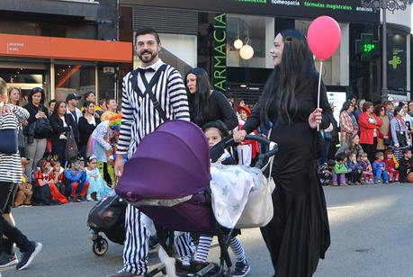 Ponferrada llena las calles de ilusión en el Carnaval infantil 2020