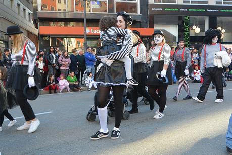 Ponferrada llena las calles de ilusión en el Carnaval infantil 2020