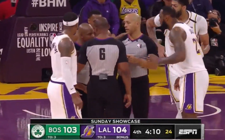 王者官网首页-
裁判员三次斜射湖人抢到第五名!美国三大媒体集体提问,网民刷屏质问詹煌。。 王者官网首页-
裁判员三次斜射湖人抢到第五名!美国三大媒体集体提问,网民刷屏质问詹煌。。