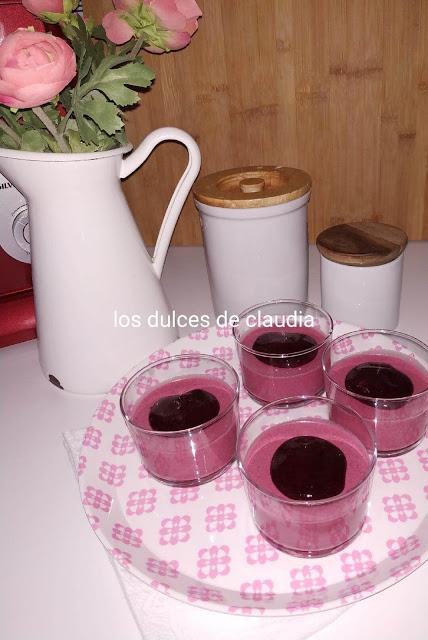 pannacotta de frutos del bosque