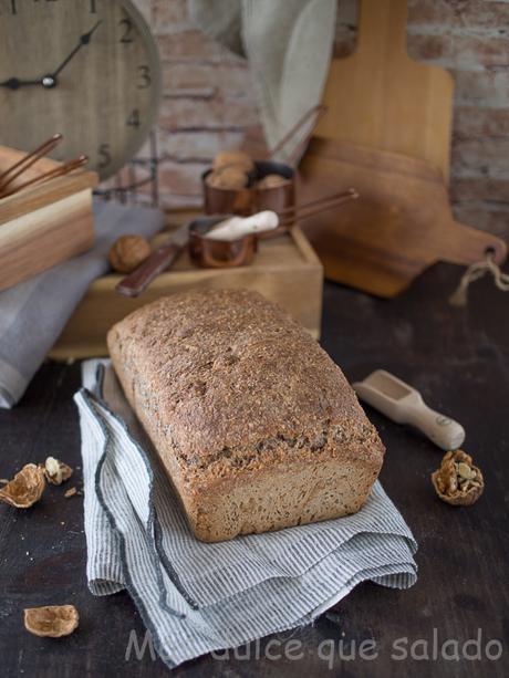 Pan integral con semillas y nueces Pan integral con semillas y nueces