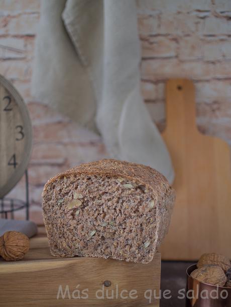 Pan integral con semillas y nueces Pan integral con semillas y nueces