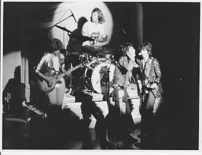 Efemérides del Rock y Heavy Metal: Qué pasó un 26 de Febrero Efemérides del Rock y Heavy Metal: Qué pasó un 26 de Febrero