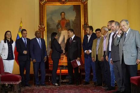 #VTentrevista Sin una oposición nacionalista se hunde Venezuela