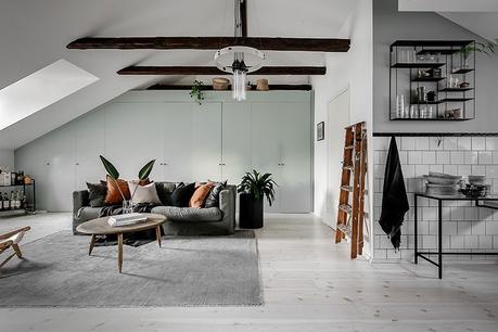 vigas en el techo small penthouse scandi penthouse scandi apartment pequeño ático pared de cristal open kitchen open concept nordic open penthouse ático scandinavo ático diáfano atico abierto  