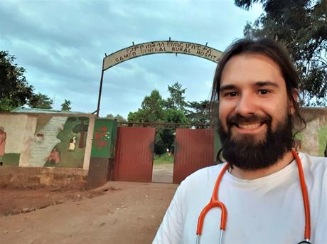 Agotado, exhausto, pero con la satisfacción de hacer todo lo posible