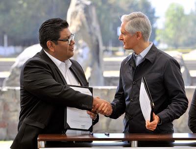 FIRMA ALFREDO DEL MAZO ACUERDO CON EL CONEVAL PARA PERFECCIONAR LAS ESTRATEGIAS DE COMBATE A LA POBREZA EN EL EDOMÉX FIRMA ALFREDO DEL MAZO ACUERDO CON EL CONEVAL PARA PERFECCIONAR LAS ESTRATEGIAS DE COMBATE A LA POBREZA EN EL EDOMÉX