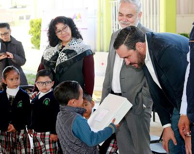 ENTREGA GOBIERNO DEL EDOMÉX BOTIQUINES DE PRIMEROS AUXILIOS A PLANTELES ESCOLARES