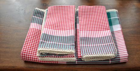 PUNTILLAS PARA MANTEL Y SERVILLETAS