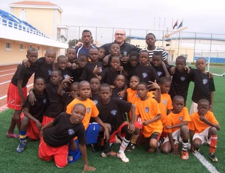 Video Motivacional parte-3. Homenaje a los Infantiles de la Escuela de Fútbol AFA Angola