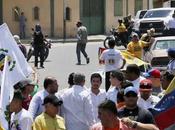 Partidarios oficialismo apuntan armas marcha Guaidó