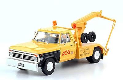 Grúas Vulcan del ACA Grúas Vulcan del ACA