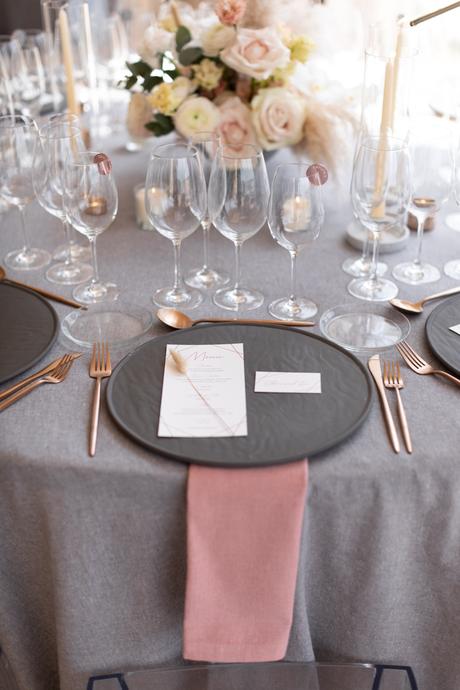 Set de mesa gris y rosa rose and grey