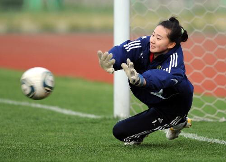 未分类-模特般的身材却选择踢足球,90后的女足门将张越不靠颜值靠实力 未分类-模特般的身材却选择踢足球,90后的女足门将张越不靠颜值靠实力