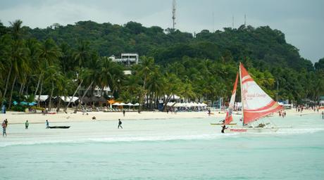 Mi opinión sobre Filipinas: 3 cosas bien; 2 cosas mal White-BEach-station1