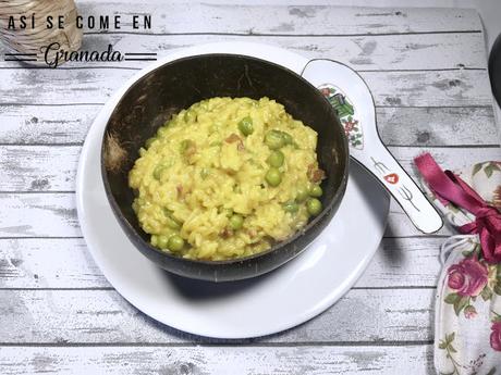 Risotto con guisantes y jamón